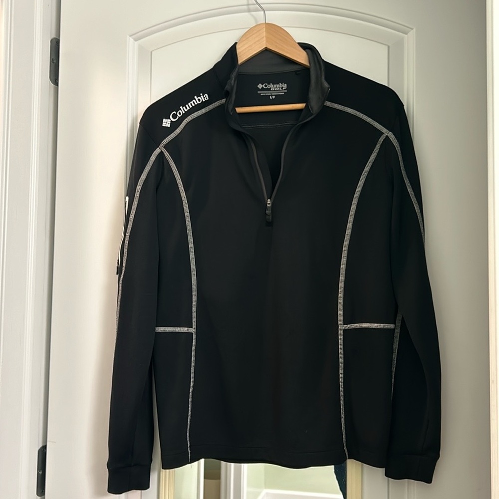 Columbia base layer. Black. Size SM